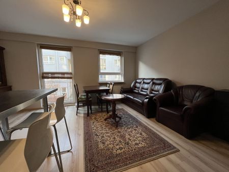 2 pokoje, zamknięte osiedle, garaż 40 m² - Zdjęcie 3