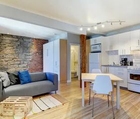 1 room apartment of 58m² in Quebec - Photo 1