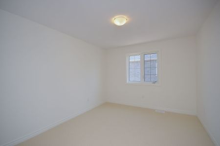 For Lease - 244 McKenzie Drive, Clearview, Ontario - Photo 2