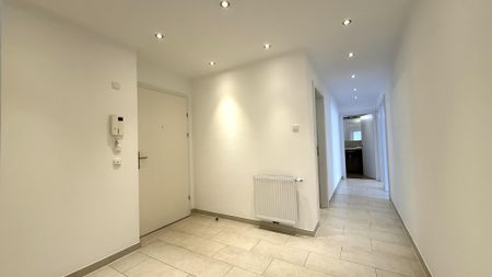 Großzügig geschnittene 4-Zimmer-Wohnung mit 12m² Balkon, 2 Bäder/2WCs - Photo 5