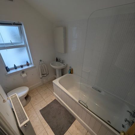 Room in a Shared House, Edenhurst Avenue, CH44 - Photo 3