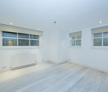 4 bedroom semi-detached house to rent - Photo 4