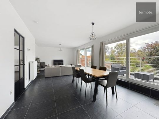 Appartement te huur - Photo 1