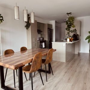 Logement 4 1/2 + bureau - Janvier 2026 - Photo 2