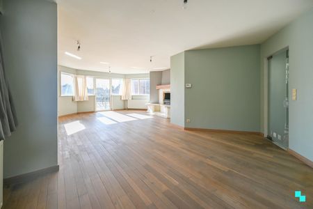 Kortverhuur: Duplexappartement in centrum van Sint-Baafs-Vijve - Photo 2