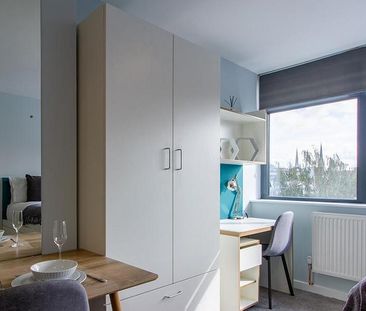 1 bedroom in a flat share to rent - Photo 6