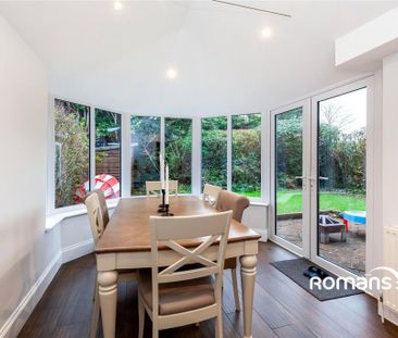 4 bedroom detached house to rent - Photo 6