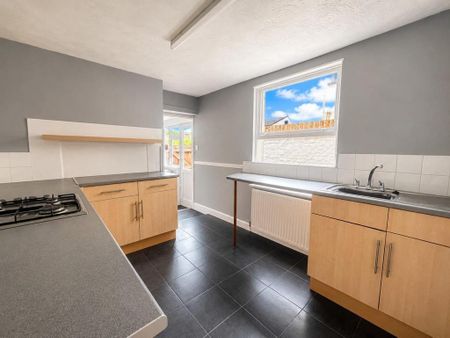 House share to rent - Photo 3