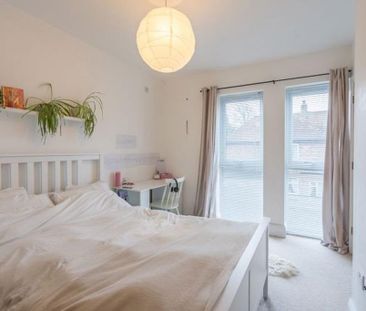2 bedroom flat to rent - Photo 6