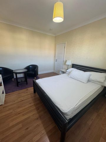 1 bedroom property to rent - Photo 4