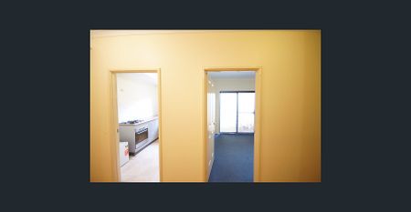 Lovely Downstairs Unit Available in Atwell - $400/week - Photo 3