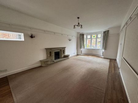 4 bedroom detached house to rent - Photo 4