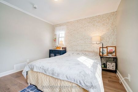 For Lease - 221 St Lawrence Street Unit# Upper Floor, Whitby, Ontario - Photo 2