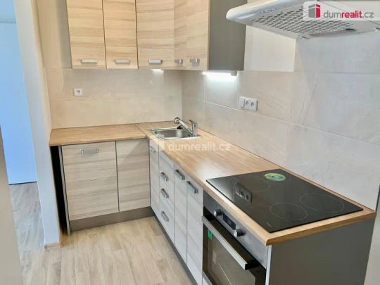 Pronájem bytu 3+kk, 56 m - Fotografie 1