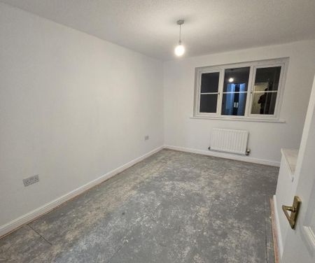 3 bedroom detached house to rent - Photo 5