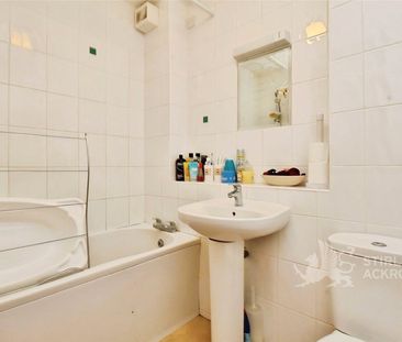 Mulberry Court, Guildford, Surrey, GU4 7EQ - Photo 4