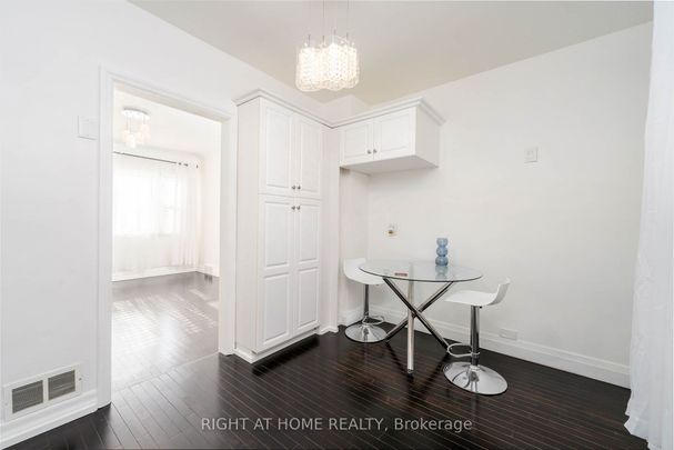 Detached Home For Lease | X8136248 - Photo 1