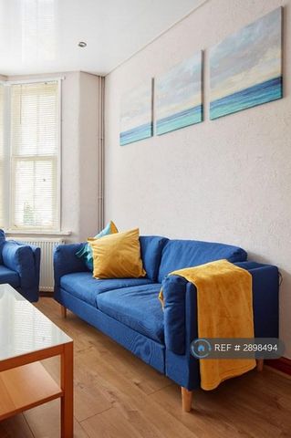 1 bedroom in a house share to rent - Photo 4