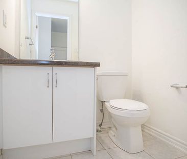 For Lease - 7 Poole Street, Brantford, Ontario - Photo 2