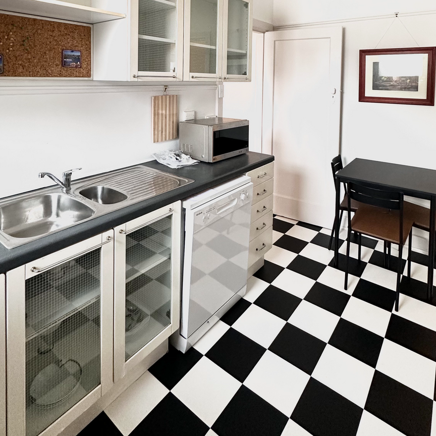 Unit 2, 2A Craven Street, Prahran, VIC - Photo 1