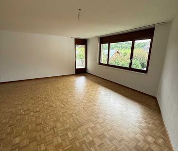 Helle 4.5-Zimmer-Wohnung mit Balkon - Photo 4