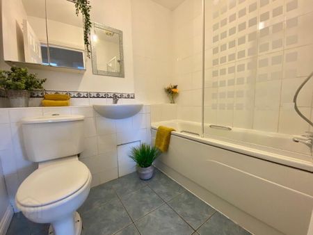 13a Gleann Dara, Old Suffolk Road, Belfast, BT11 9PL - Photo 5