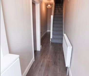 Sheil Rd, Kensington. - Photo 1