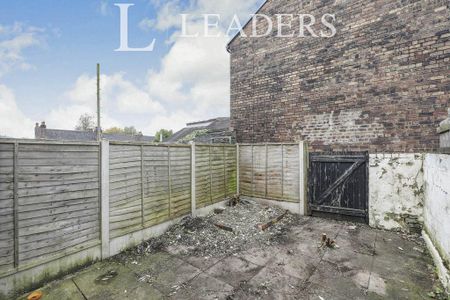 2 bedroom terraced house to rent - Photo 4