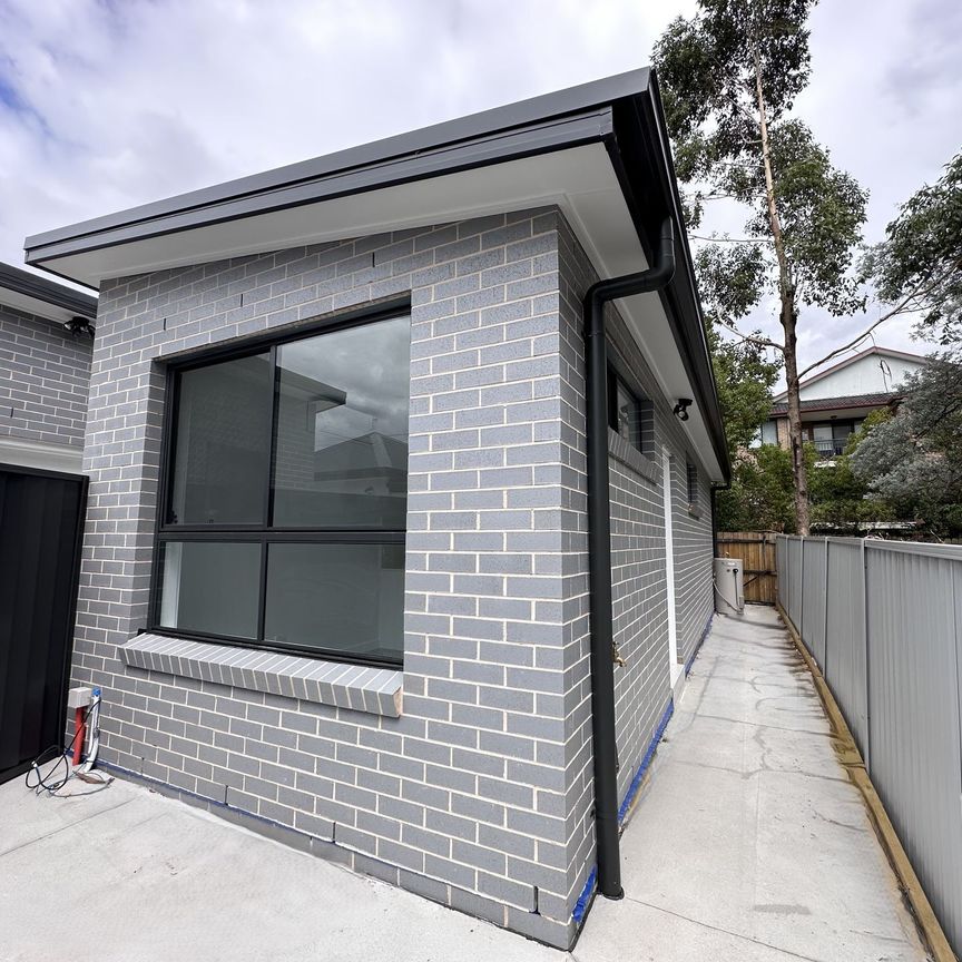 Brand New Granny Flat In The Heart Of Guildford! - Photo 1