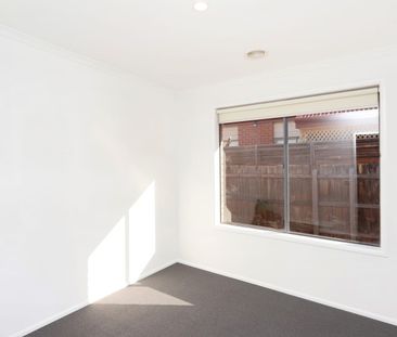 Wonderful West Lake Locale - Photo 4