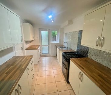 Walcott Green, Clifton, Property for rent - Photo 5