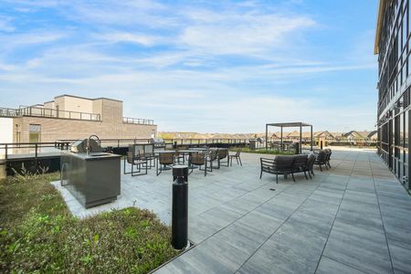 For Lease - 395 Dundas Street Unit# 327, Oakville, Ontario - Photo 4