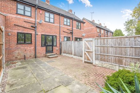 2 bedroom house to rent Station Road, Duffield, DE56 - Photo 4