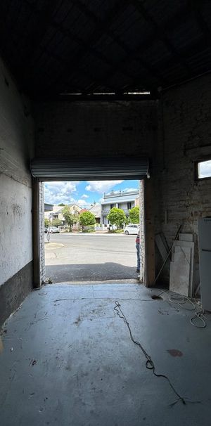 Spacious 60sqm Garage for Rent - Enmore - Photo 1