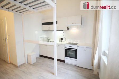 Pronájem bytu 1+kk 20 m - Photo 3