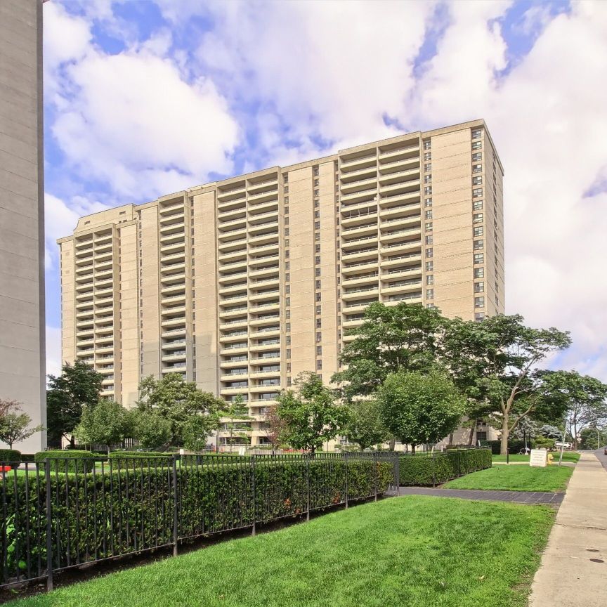 For Lease - 360 Ridelle Avenue Unit# 1701, Toronto, Ontario - Photo 1