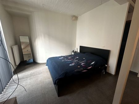 ZEER KNAP GERENOVEERD GELIJKVLOERS APPARTEMENT IN CENTRUM BERINGEN - Foto 5