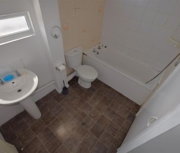 3 bedroom house - terraced to rent - Photo 5