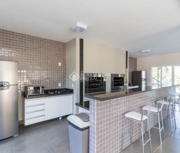 Apartamento com 2 quartos e 48m² para alugar em Lomba do Pinheiro, ... - Photo 3