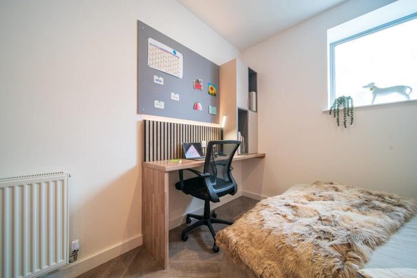Armada House, New Classic Studio,Plymouth - Photo 1