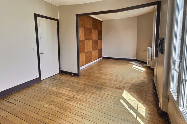 Apartment - Photo 1