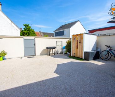 Location F2 type Loft avec terrasse - Photo 5