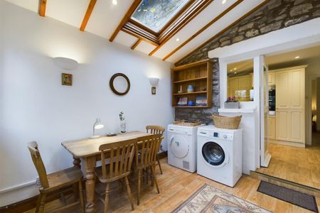 2 bedroom cottage to rent - Photo 5