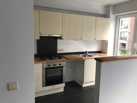 Appartement te huur - Foto 4