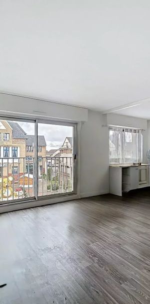 STUDIO – PLEIN CENTRE DE MESNIL-ESNARD - Photo 1