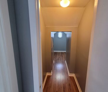 For Lease - 2952 Prince Of Wales Drive Unit# B, Country Place - Pin... - Photo 6