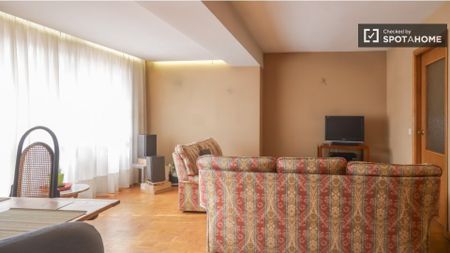 madrid, Community of Madrid 28015 - Foto 2