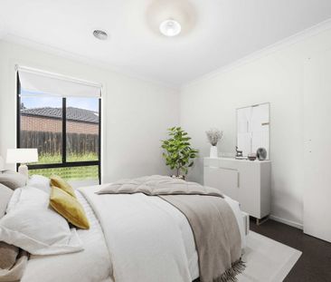 Fabulous 4br Family Home in Melton South! - Photo 4