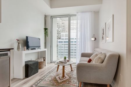 2061 Rue Stanley, Montréal - Photo 2