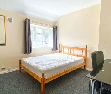 5 bedroom house to rent - Photo 3